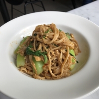 リアルフード・オーチャードセントラル店