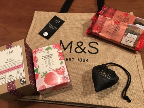 ロンドン土産はこれで決まり！老舗スーパーM&S（マークス