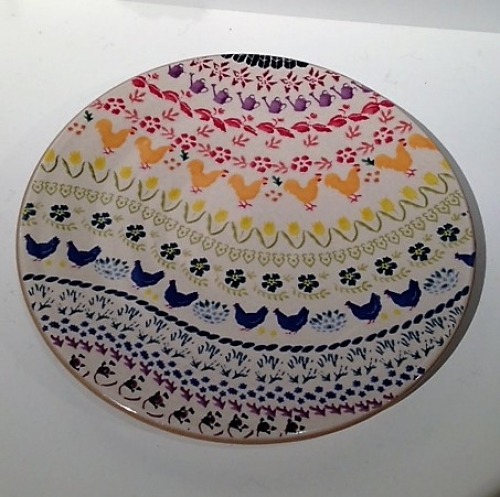 日本で修業したアイルランド人陶芸家が生み出す素朴な陶器「ニコラス