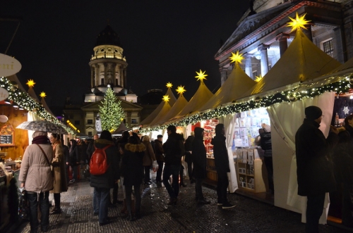 ドイツ ベルリン最大のクリスマスマーケット Gendarmenmarkt の詳細と楽しみ方