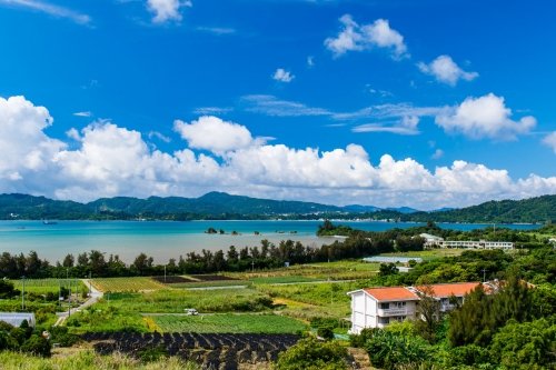 沖縄のおすすめ離島25選 沖縄本島 石垣島から車 船 飛行機で行ける離島特集
