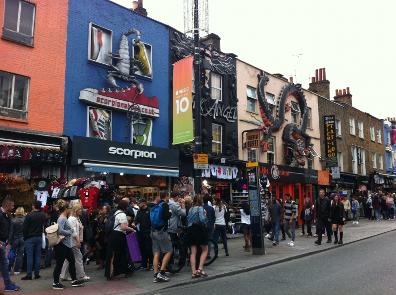 活気溢れるロンドンの観光エリア:カムデン・タウンに行ってみよう!