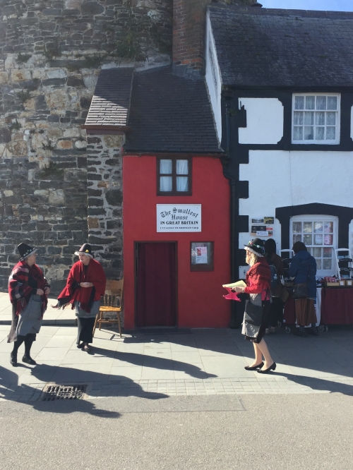 イギリス コンウィ 北ウェールズの人気観光スポット The Smallest House In Great Britain グレート ブリテン島の 小さい家 の見どころガイド