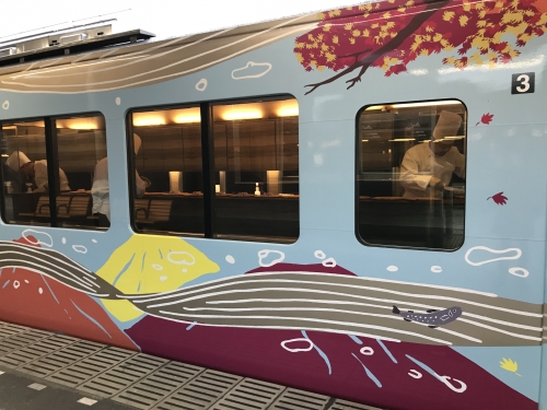 西武鉄道の旅するレストラン 52席の至福 極上の料理を味わう優雅で特別な週末秩父旅