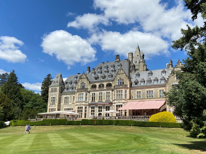 ドイツ フランクフルト近郊の古城ホテル シュロスホテル クロンベルク ドイツ フランクフルト近郊の古城ホテル シュロスホテル クロンベルク