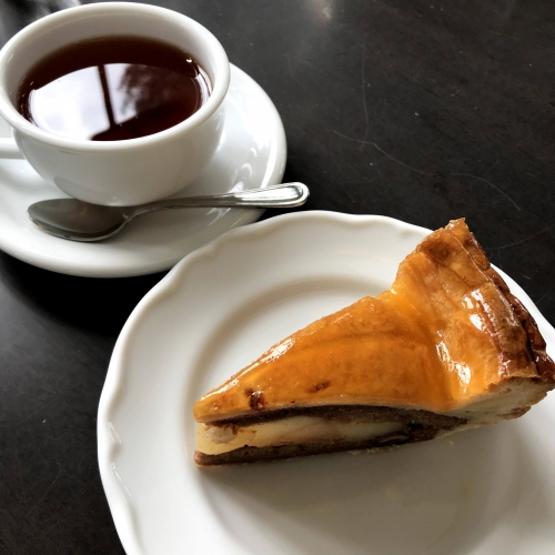 青森 幸せ 7種類のアップルパイから選べる 大正浪漫喫茶室 をご紹介