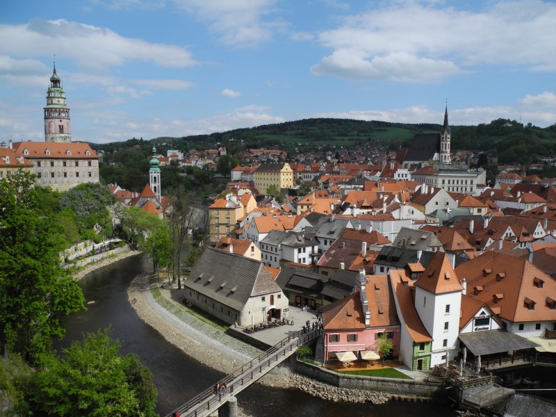 風景画　水彩画　チェスキー・クロムロフ(チェコ)の町並を望む 風景画 水彩画 チェスキー・クロムロフ(チェコ)の町並を望む
