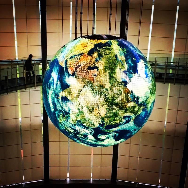 東京 お台場 日本科学未来館 で遊んで学ぼう