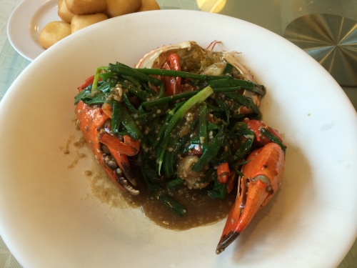 シンガポール在住者がおすすめするチリクラブの名店10選 気になる食べ方は