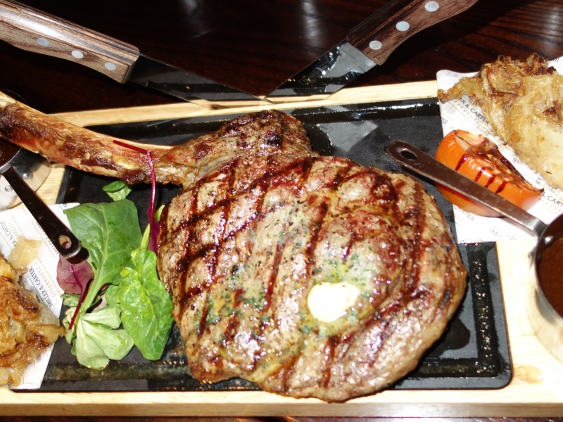 【イギリス ライサム・セント・アンズ】の「MILLER & CARTER」で絶品ステーキを頂こうの写真（SALT&PEPPER