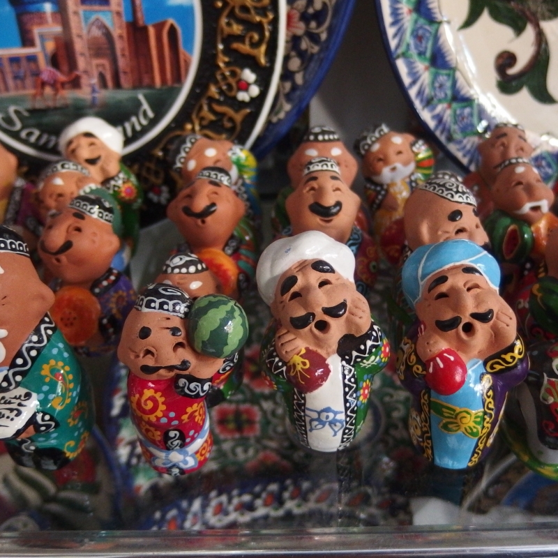 ウズベキスタン 18枚セット ウズベキスタンで女子におすすめのおみやげはこれ！