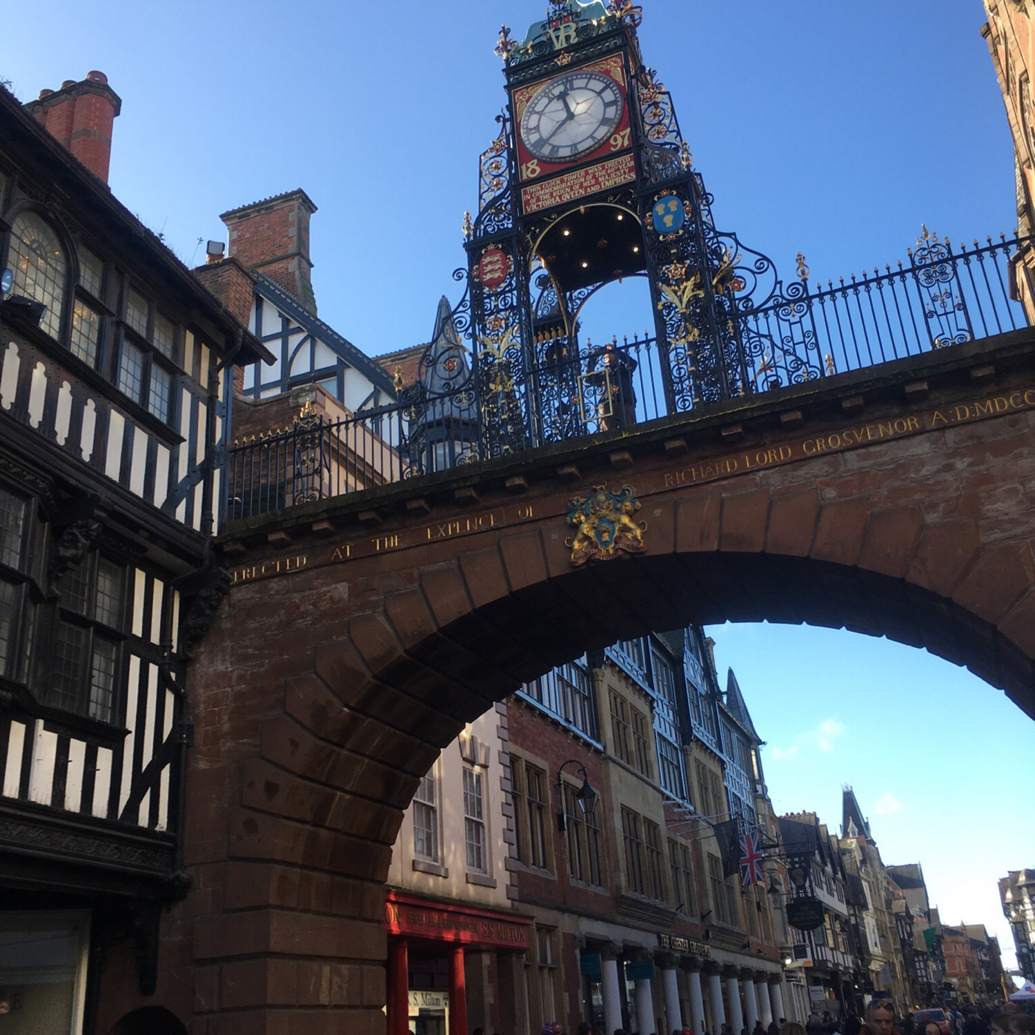 イーストゲート時計台の写真（チェスター 旧市街の門意外とここの写真投稿が少ないので） ｜ トリップノート