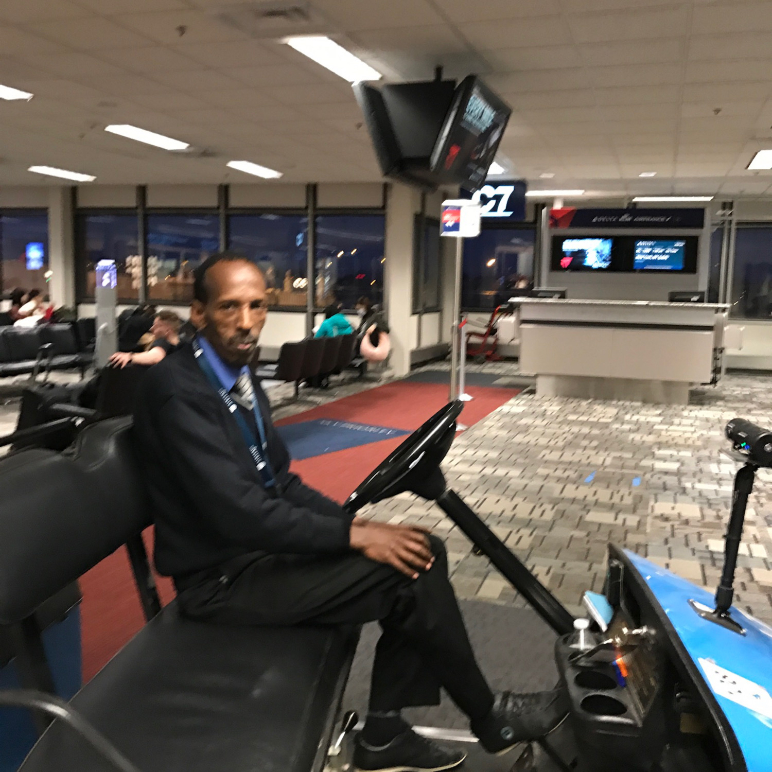 ミネアポリス・セントポール国際空港の写真(アメリカニューヨーク飛行機に ️乗り遅れそうになった...) | トリップノート