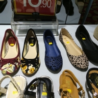 ディー・アンド・シー チャイナタウンポイント店