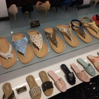 ディー・アンド・シー チャイナタウンポイント店