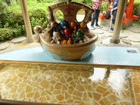 さるぼぼ黄金足湯