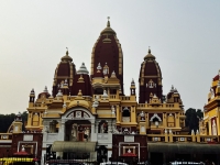 アクシャルダム寺院