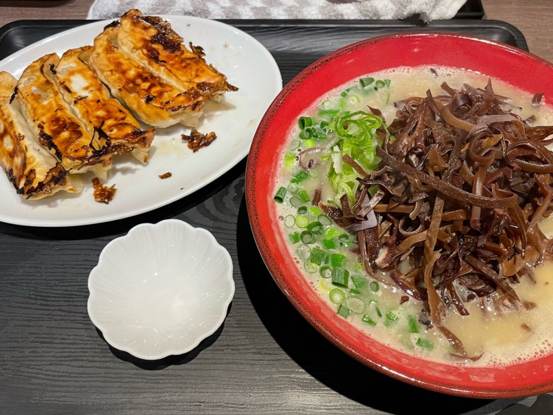 鶏白湯らーめん さいころ