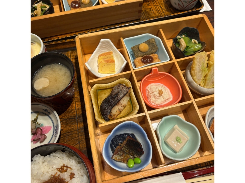 京やさい料理 接方来（せっぽうらい）