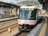 橿原神宮前駅