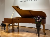 スタインウェイ＆サンズ東京